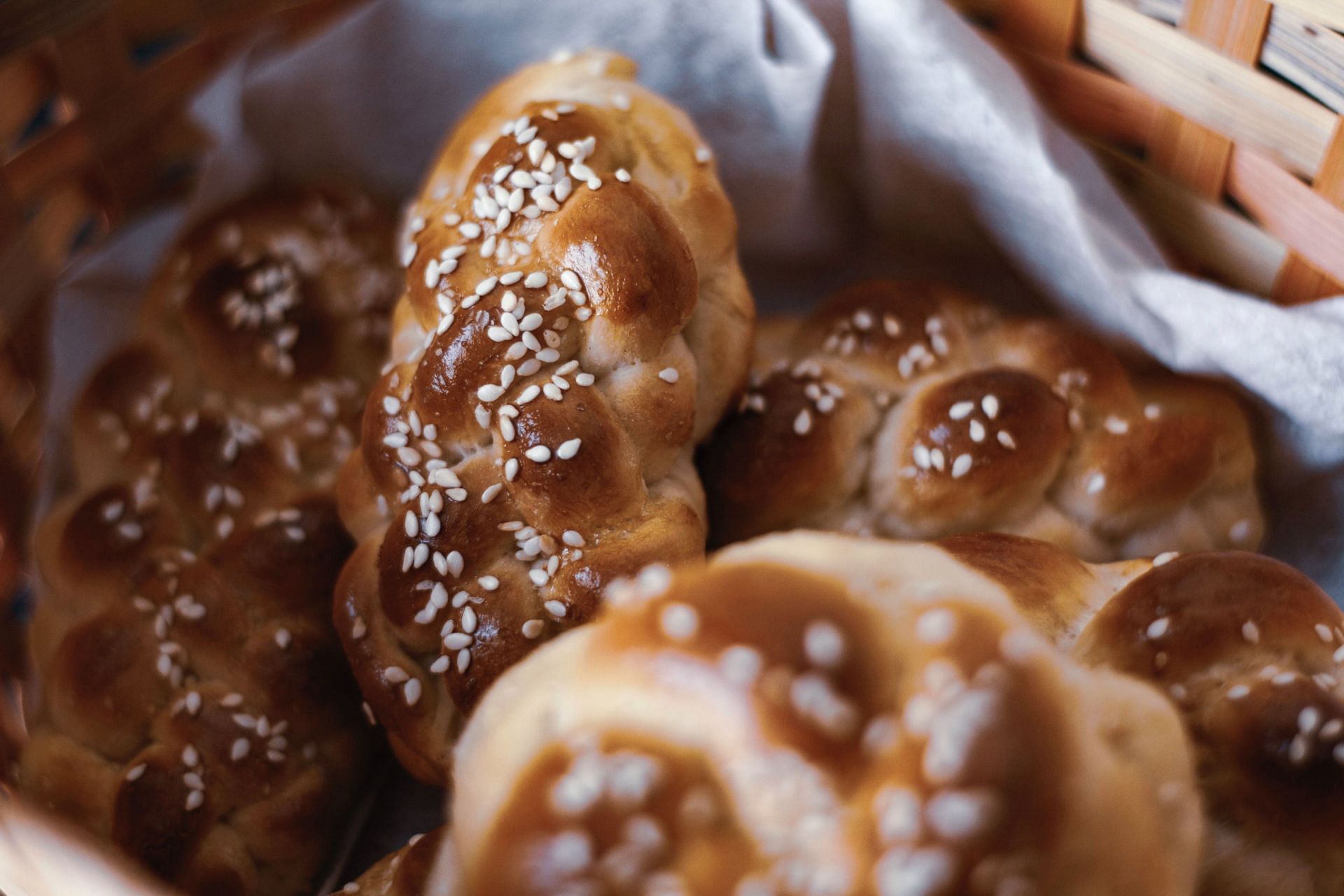 Are myths about brown bread misleading? (Image via Pexels)